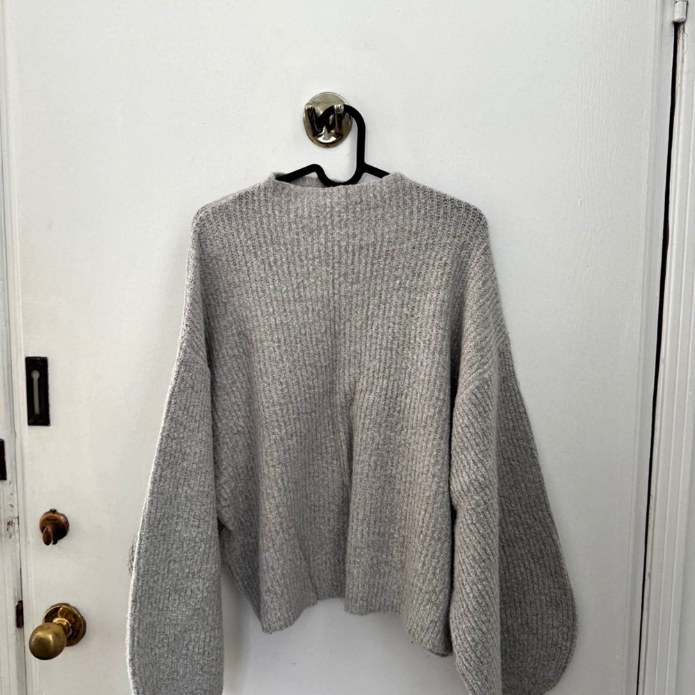 Bershka Light Gray Crew Neck Sweater